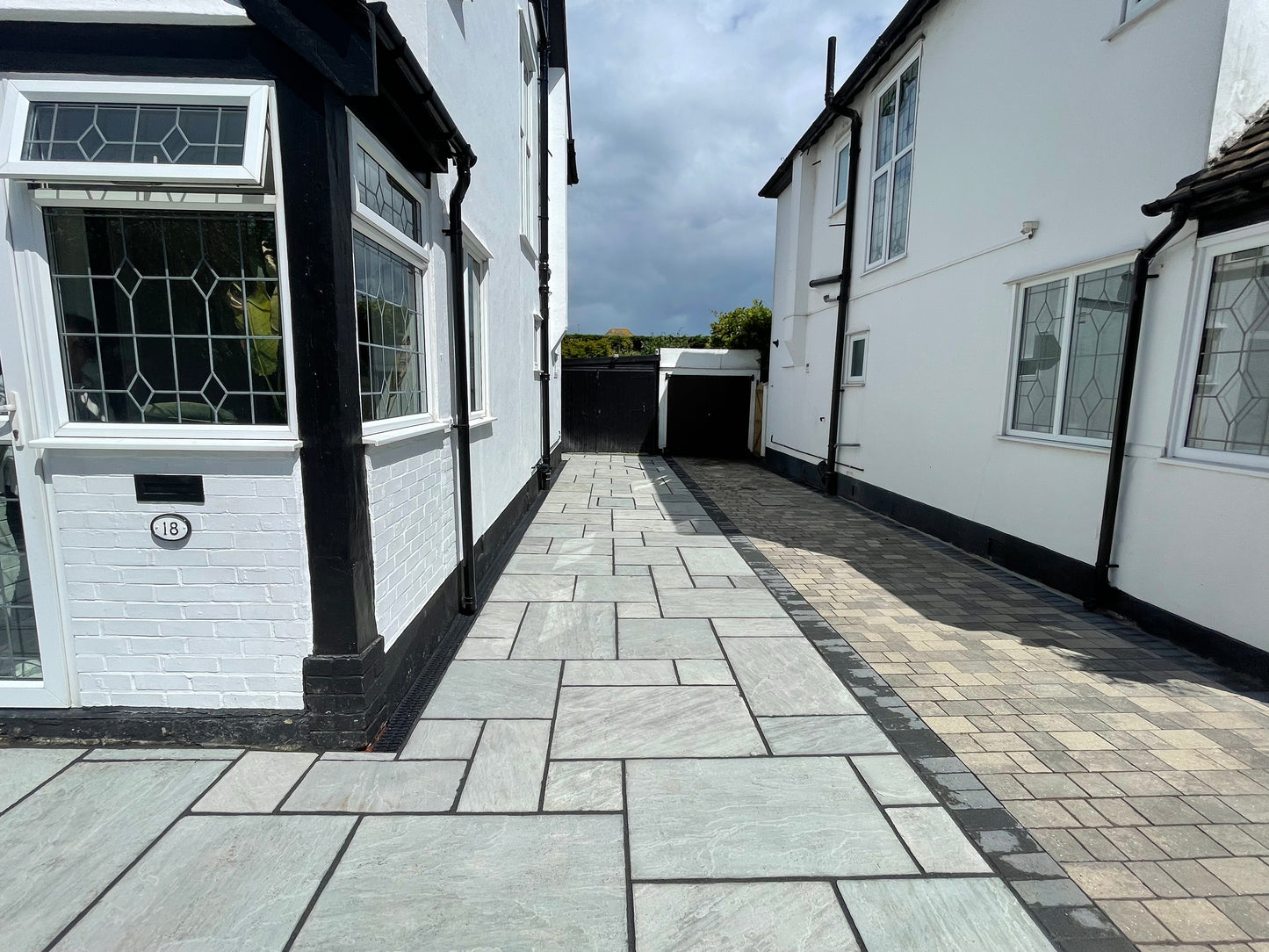 Kandla Grey Mixed Sizes (600 Series)