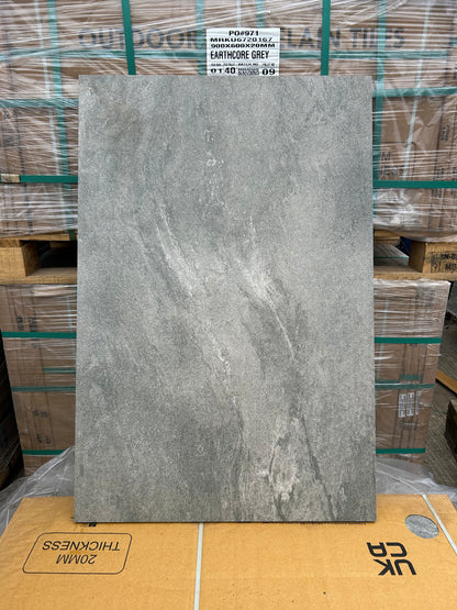 earthcore-grey-porcelain-paving.jpg