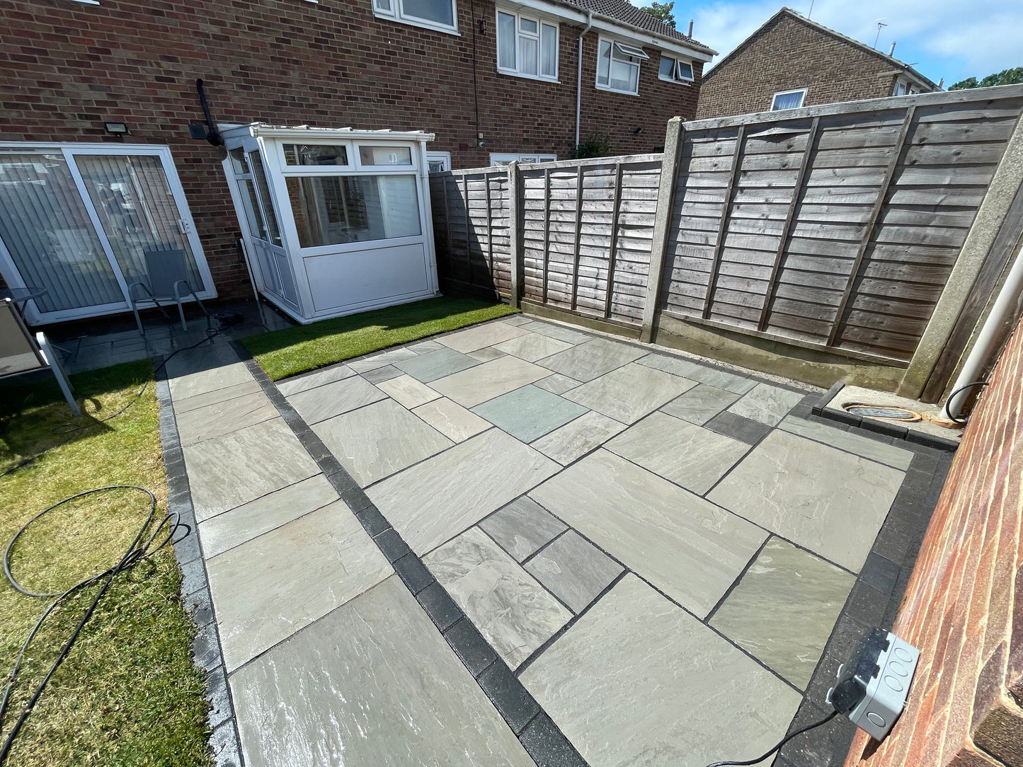 Kandla Grey Mixed Sizes (600 Series)