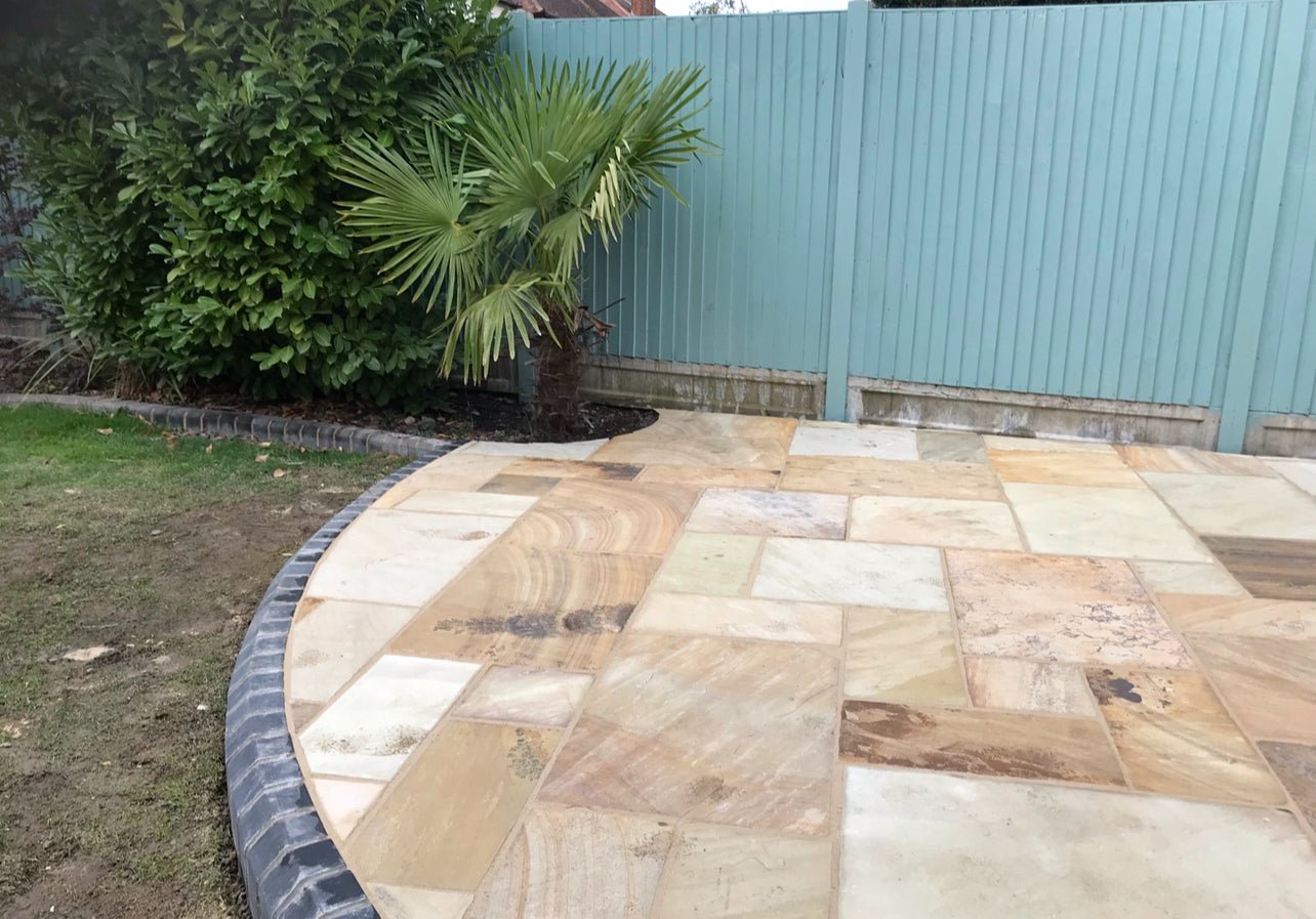 Mint Fossil Sandstone Paving Slabs Mixed Sizes 22mm UK | Save & Pave - Save & Pave