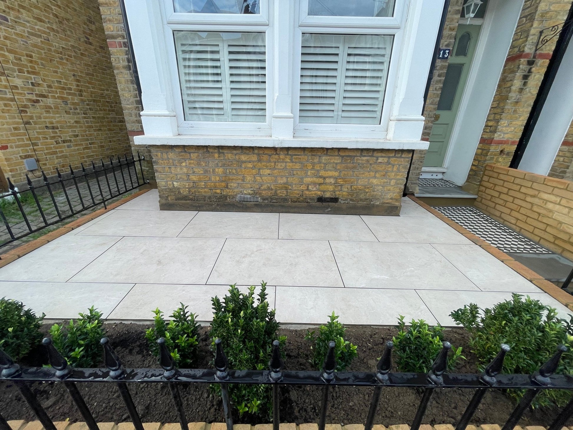 Storm Bianco Porcelain Paving Slabs 900x600x20mm - Save & Pave